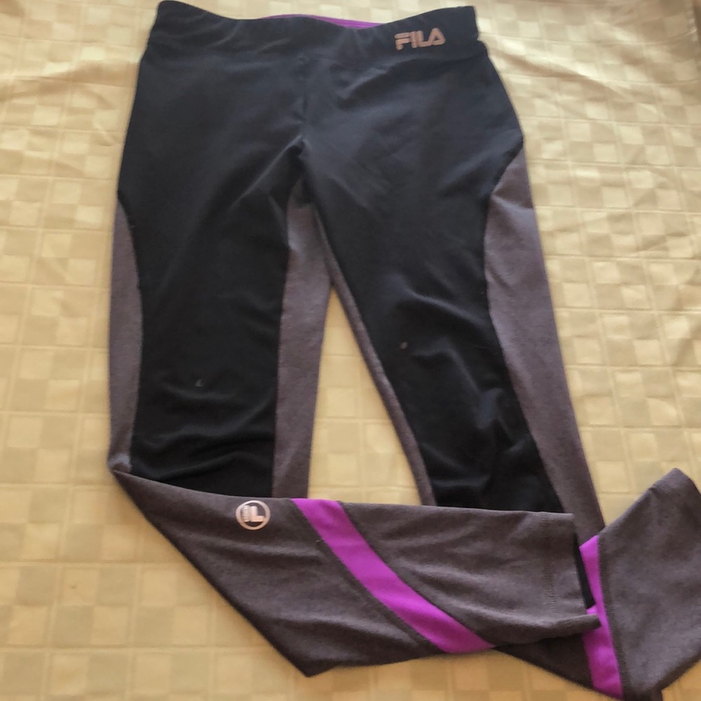 Women’s Fila Medium Performance Capri Tights
